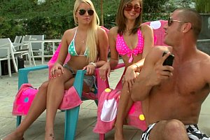 男女黄色录像日皮啪啪啪