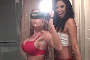 chinesegirlspanking视频